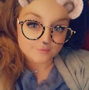 Meet your Posher, Chrissy